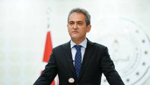 Atamalar tepki çekmişti: Bakan Özer hakkında harekete geçildi