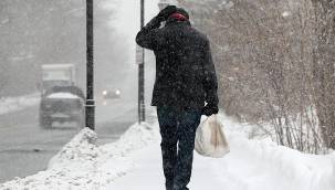 Kar yağışı nedeniyle birçok ilde kamu çalışanlarına idari izin