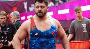 Rıza Kayaalp 11. kez Avrupa şampiyonu