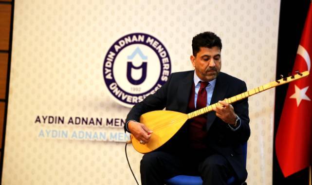 ADÜ Rektörü Osman Selçuk Aldemir Dünya Engelliler Dolayısıyla Öğrencilerle Bir Araya Gelerek Bağlama Çaldı
