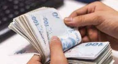 En düşük maaş 7.500 oldu! Emeklilerin gözü banka promosyonlarında!