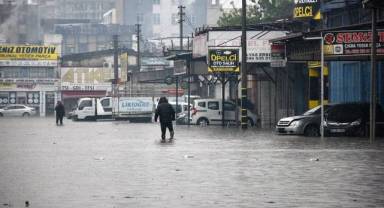 Ordu ve Samsun'da eğitime sağanak engeli
