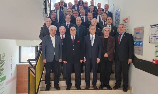 Kadıköy'de Üsküdar Eğitimciler Rüzgarı