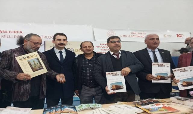 Şanlıurfa'da Öğretmenler Kitap Gelirlerini Gazze'ye Bağışladılar