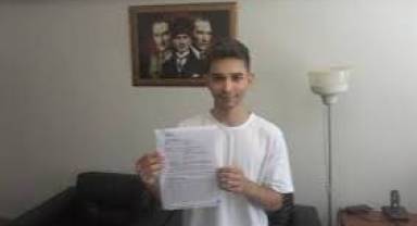 20 yaşındaki Arda YÖK'e açtığı davayı kazandı!