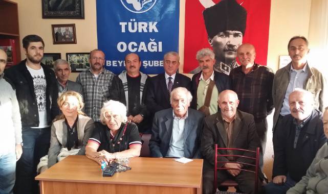 Türk Dünyasının Büyük Fikir ve Dava İnsanı Sevgi Kafalı Vefat etmiştir. Türk Dünyasının Başı Sağ Olsun.