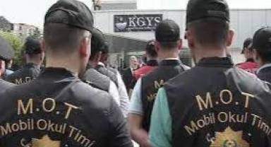 Mobil Okul Timleri ve yunus ekipleri sahada