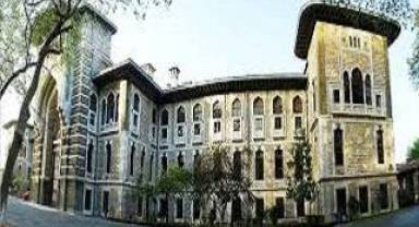 İstanbul Erkek Lisesi’nde yatakhane basıp çocukları dövdüler