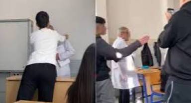 Zorbalık yapılan öğretmenin asil hareketi 