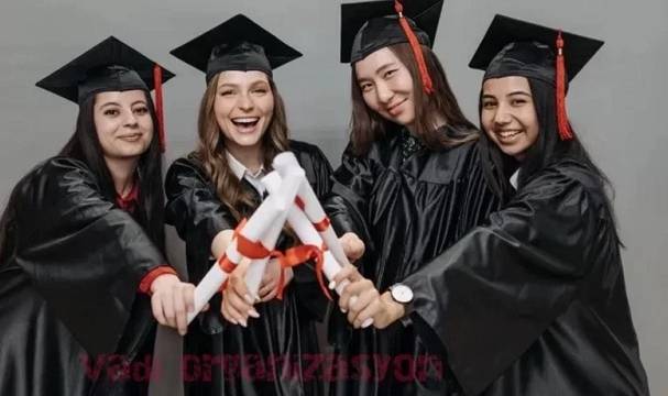 Yükseköğretimde kadınlar öne geçti: Oran yüzde 53,2’ye yükseldi