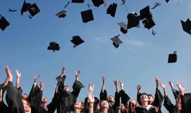 Türkiye'nin En Prestijli Üniversiteleri Belli Oldu: Zirve ODTÜ'nün!