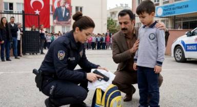 7 yaşındaki öğrencinin çantasından tabanca çıktı