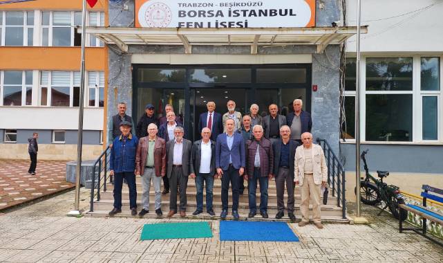 50 Yılın Ardından Mezun Oldukları Beşikdüzü Öğretmen Okulu Binasını Ziyaret Ettiler