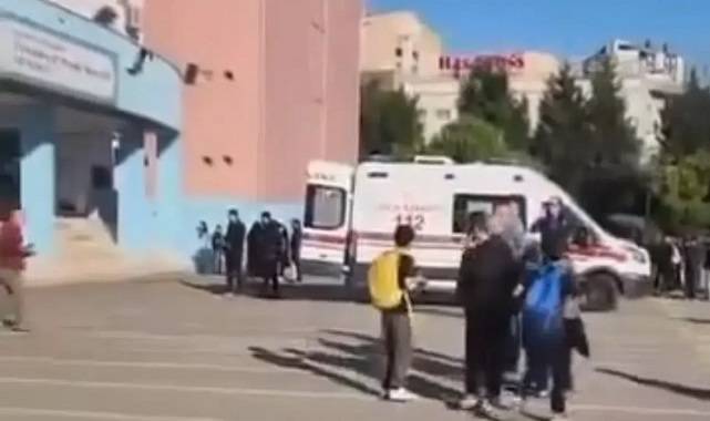 Başakşehir’de Ortaokul Önünde Bıçaklı Saldırı: 1 Öğrenci Hayatını Kaybetti, 7 Yaralı