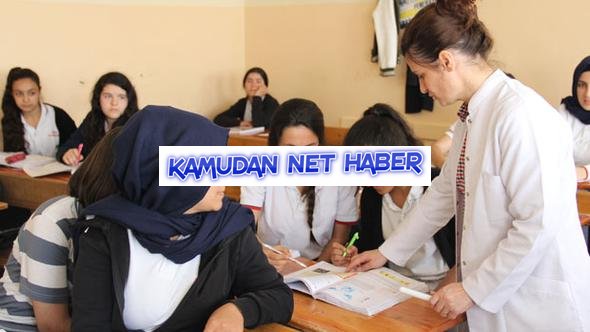 5 veride Türkiye’de öğretmenler... Daha fazla öğrenciye eğitim veriyor, az kazanıyorlar