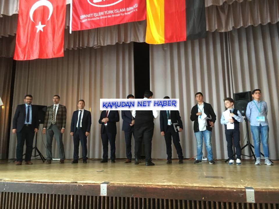 Alperen Mehmet Kural Almanyada Ezan Okuma Yarışmasında 1. oldu
