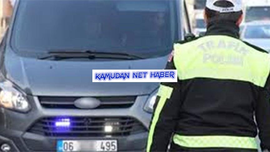 İstanbul İl Milli Eğitim Müdürü’nün kendine ceza yazan trafik polisini açığa aldırdığı iddiası
