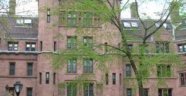 Öğrenci olarak girdiği Yale Üniversitesi'nde kürsü başkanı oldu