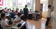 Aday öğretmenler tek başına derse girmeyecek