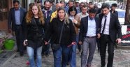 Bozkurt İşareti Yapmak Suç mudur?
