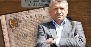 Magna Carta'nın imzalandığa şehre Türk belediye başkanı