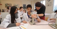 MEB’e geçen öğretmenler Meclis’ten yardım istedi