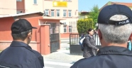 Okul müdürü ve 3 Mrd Yardımcısı kapkaç yapan çocuğu PKK'ye teslim etmiş