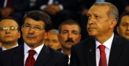 Zirvede çatlak büyüyor