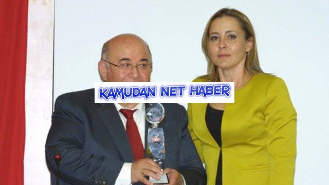 YAZARIMIZ SAKİN ÖNER'E 2015 YILI BAŞÖĞRETMENLİK ONUR ÖDÜLÜ VERİLDİ